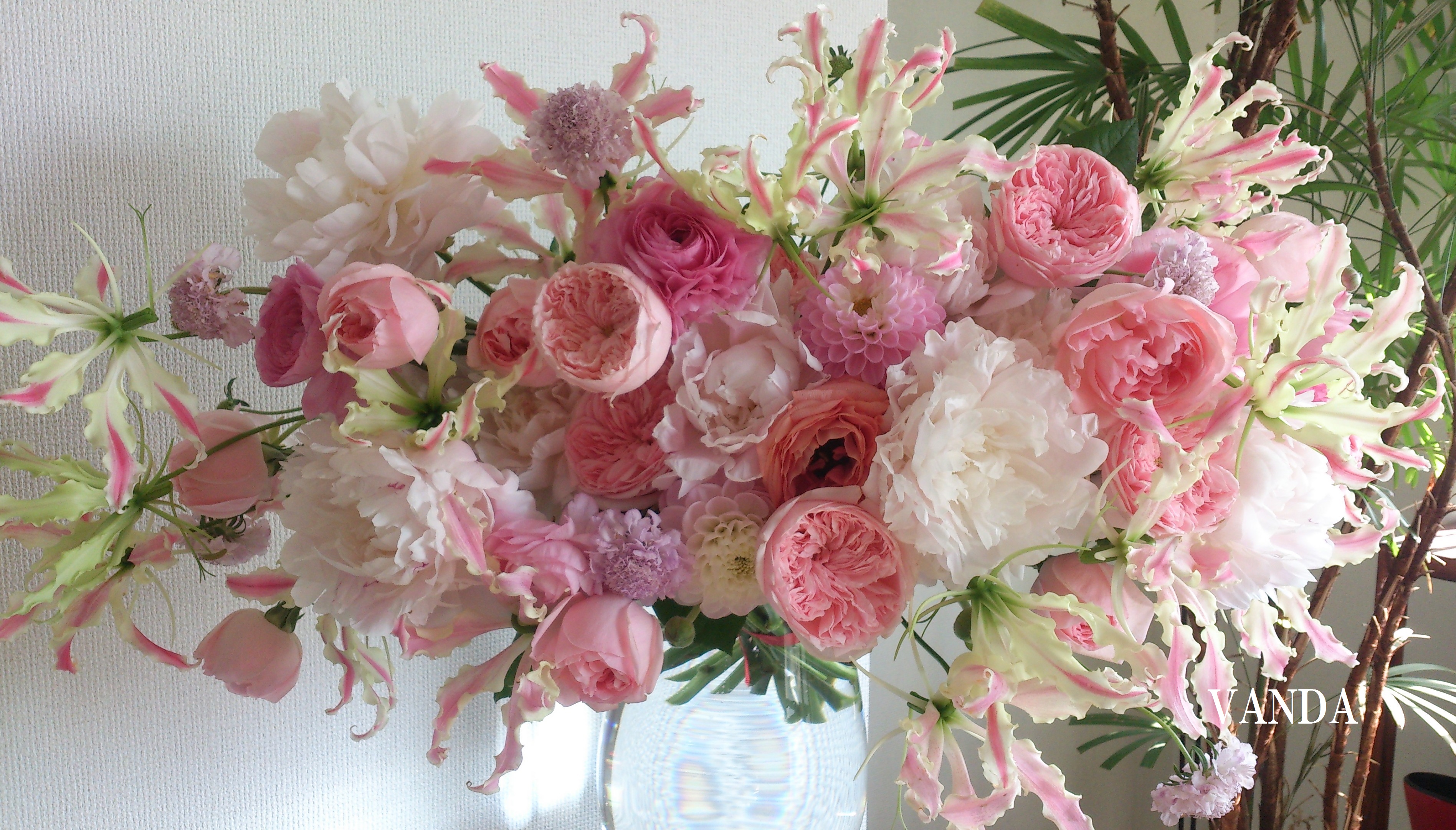 Happy Birthday お祝い花束 Flower Vandaの花ブログ